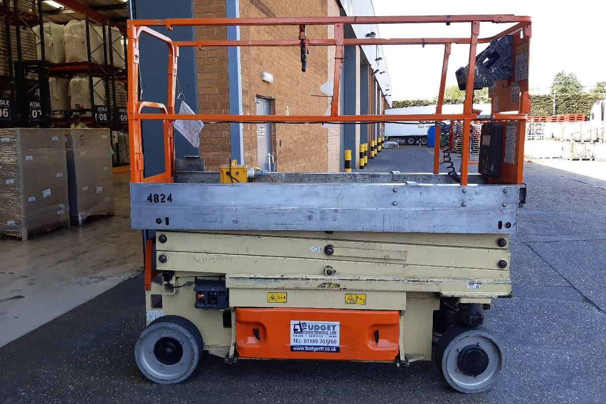 scissor-lift-operator-training scissor-lift-operator-training